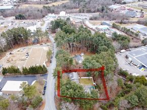 11 Sharon Ave, Norfolk MA 02056