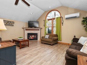 11 Sharon Ave, Norfolk MA 02056