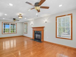 37 Mohave Rd, Worcester MA 01606