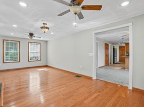 37 Mohave Rd, Worcester MA 01606