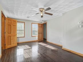 37 Mohave Rd, Worcester MA 01606