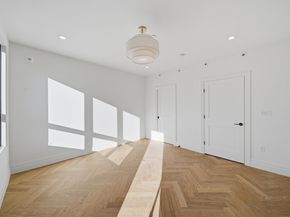 545 East 2nd St PH2, Boston MA 02127