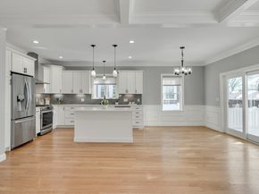 126 Dale St, Waltham MA 02451