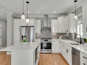 126 Dale St, Waltham MA 02451