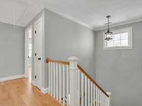 126 Dale St, Waltham MA 02451