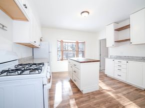 11 Holden, Worcester MA 01605