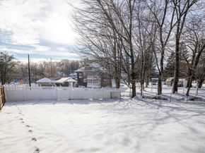 11 Holden, Worcester MA 01605