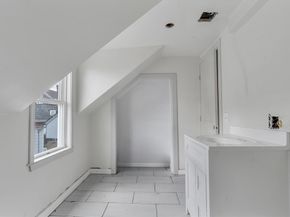 25 Tremont St, Brockton MA 02301