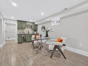 117 Emerald 117, Medford MA 02155