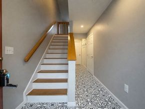 128 Heritage Dr 128, Tewksbury MA 01876