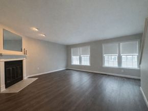 128 Heritage Dr 128, Tewksbury MA 01876