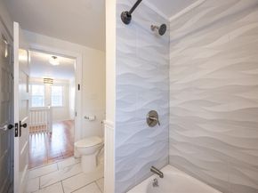 42 York St, Andover MA 01810