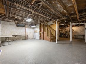 42 York St, Andover MA 01810