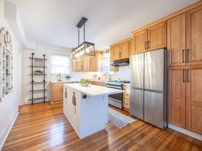 42 York St, Andover MA 01810