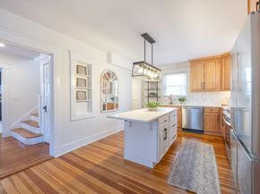 42 York St, Andover MA 01810