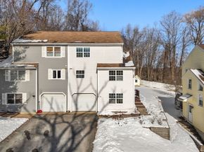 31B Gates Rd 22R, Worcester MA 01603