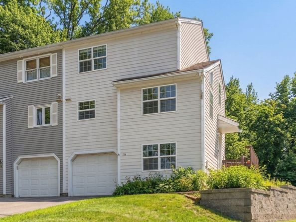 31B Gates Rd 22R, Worcester MA 01603