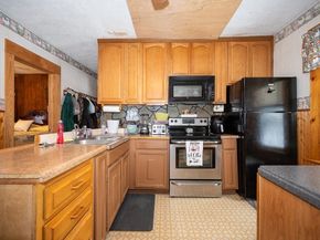 7 Clarissa St, Worcester MA 01604