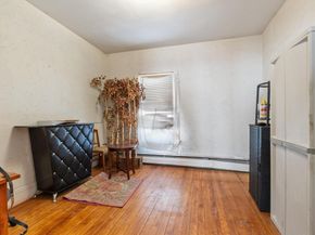 25 Mckinley Rd, Worcester MA 01605