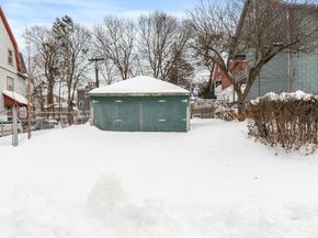 25 Mckinley Rd, Worcester MA 01605