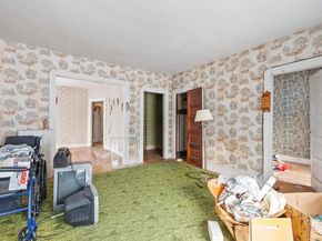 25 Mckinley Rd, Worcester MA 01605