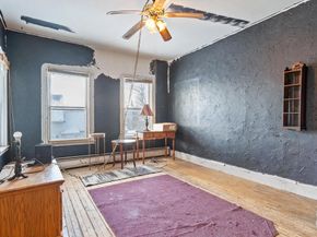 25 Mckinley Rd, Worcester MA 01605