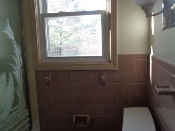 20 Marc Ave, Southbridge MA 01550