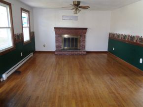 20 Marc Ave, Southbridge MA 01550