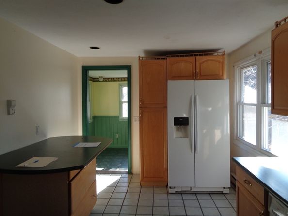 20 Marc Ave, Southbridge MA 01550