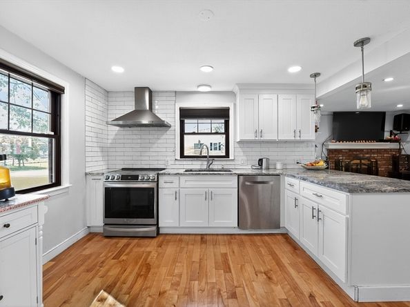 116 Gordon Rd, Braintree MA 02184