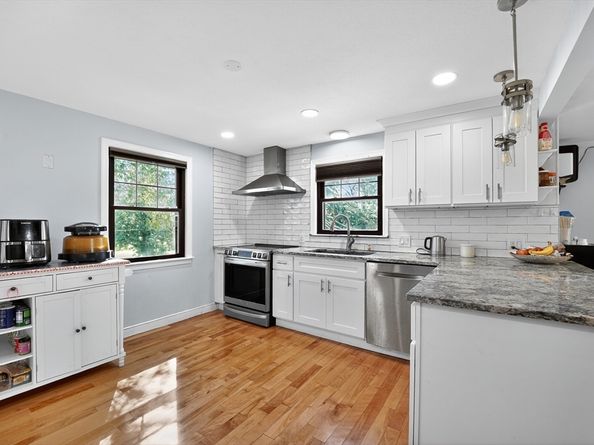 116 Gordon Rd, Braintree MA 02184