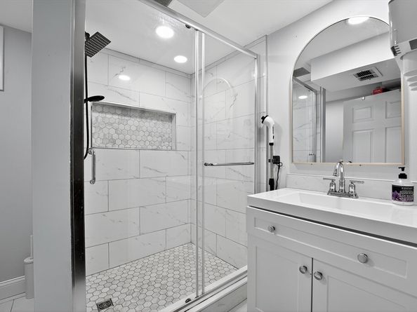 116 Gordon Rd, Braintree MA 02184