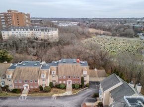 49 Weatherly Dr 49, Salem MA 01970