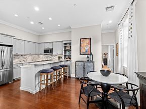 7 Russell St 206, Plymouth MA 02360