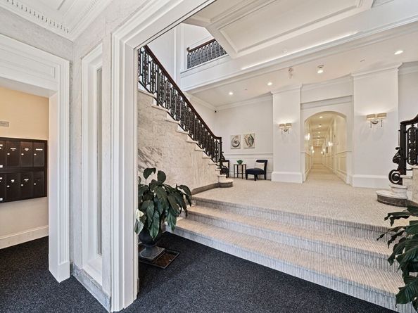 7 Russell St 206, Plymouth MA 02360