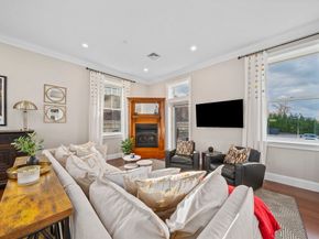 7 Russell St 206, Plymouth MA 02360