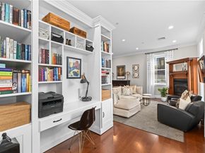 7 Russell St 206, Plymouth MA 02360