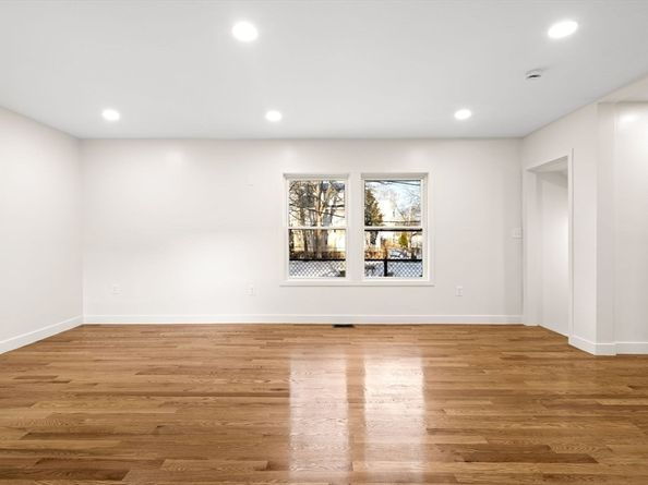 8 Faunce Rd A, Boston MA 02126