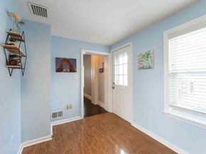 6 Monroe Court, Gloucester MA 01930