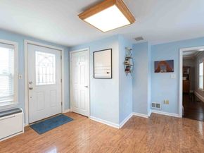 6 Monroe Court, Gloucester MA 01930