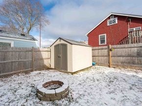 6 Monroe Court, Gloucester MA 01930