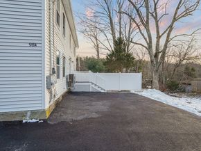 98 Southville Rd 1, Southborough MA 01772