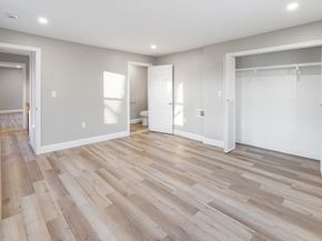 98 Southville Rd 1, Southborough MA 01772