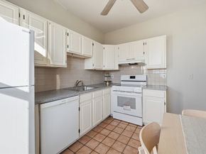 367 Somerville Ave G, Somerville MA 02143