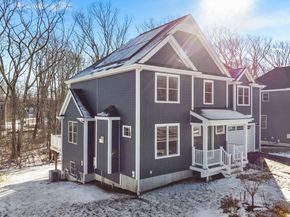 40 Timber Crest Dr, Medway MA 02053