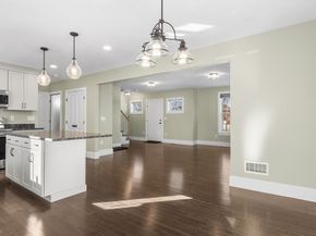 40 Timber Crest Dr, Medway MA 02053