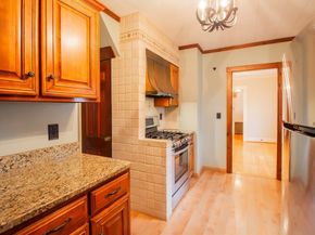 25 Wyola Dr, Worcester MA 01603