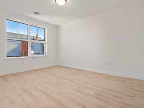1151 Walnut 204, Newton MA 02461