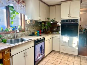 7 Ballydrain Rd, Framingham MA 01701