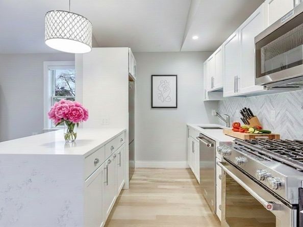 29 Goldsmith St 3, Boston MA 02130